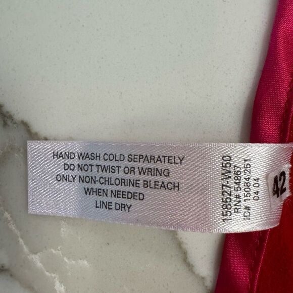 Victoria’s Secret two piece Silk lingerie - Picture 11 of 12